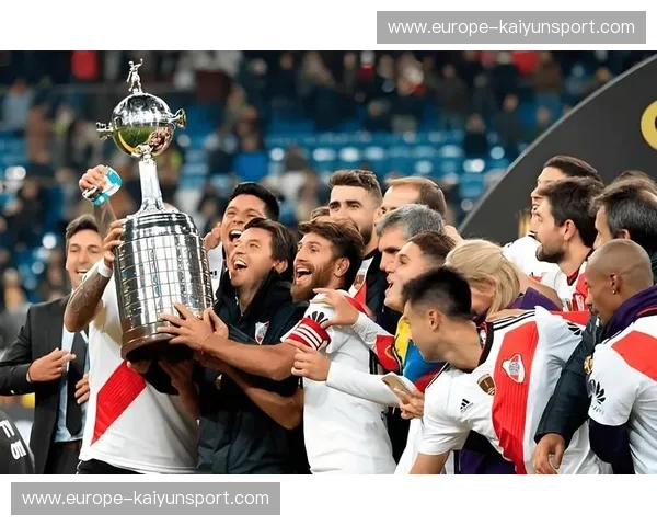 格雷米奥的荣耀与挑战：一场南美足球的史诗对决